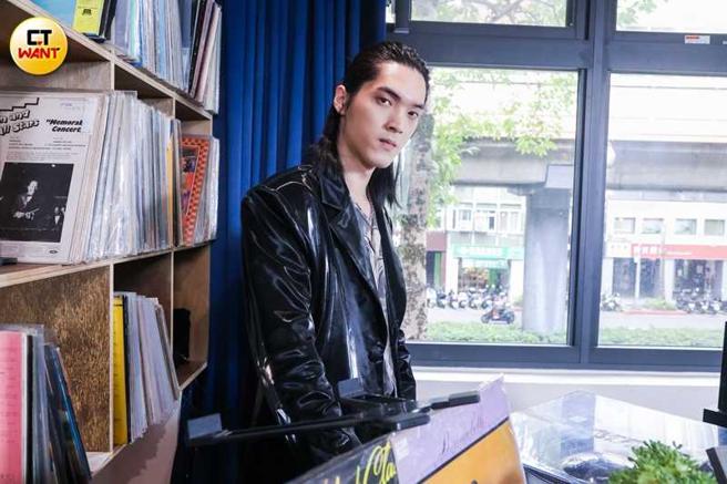 郑光良希望能走出自己的道路。（图／赵文彬摄）