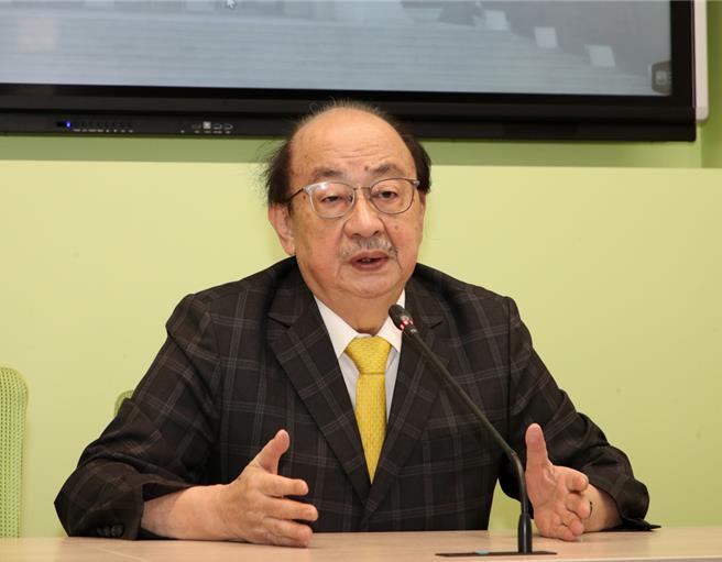 民进党立院党团总召柯建铭悄删前总统蔡英文对党内的三提示和叮咛，遭外界质疑此与「蔡赖心结」有关。对此，柯建铭被问及为何改文时，仅回「不要为难我」。（报系资料照片）