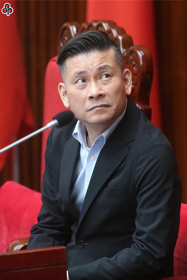 針對民進黨團批評政黨協商大巨蛋開演唱會一事於法不合，台北市議會議長戴錫欽13日表示，政黨協商本來就建立在議事運作多年累積的慣例，也就是大法官釋字381號所提及的「不成文例規」，「本來就於法無據，何來於法不合？」（本報資料照片）