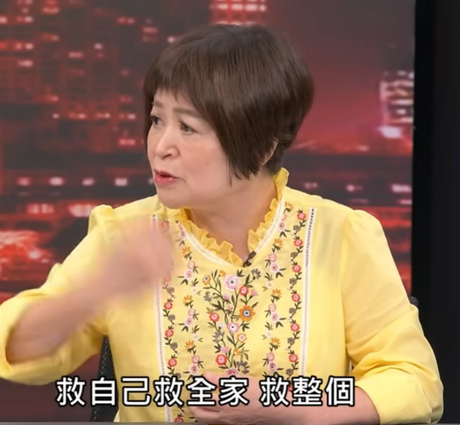 專家吳娟瑜提醒狄鶯要儘快出手解救自己和全家。（圖／新聞挖挖哇！YT）