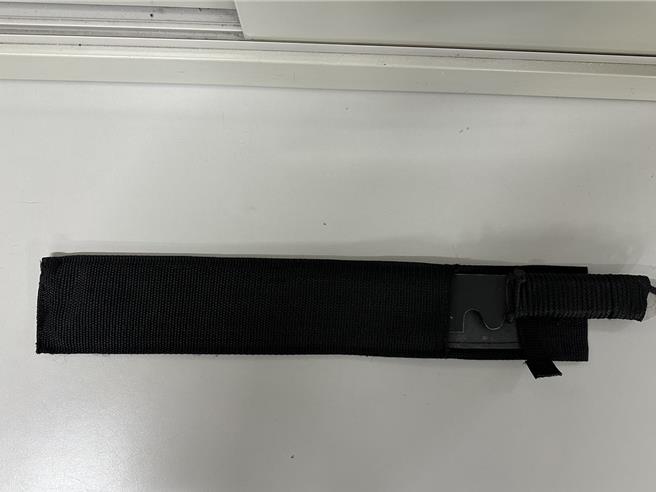 警方查扣行凶刀械。（翻攝照片／林郁平台北傳真）