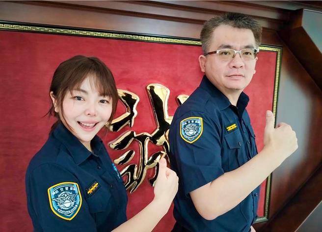 航警局臂章設計理念以盾牌為基底，搭配指南針背景圖、並採藍漸層之顏色變換創意象徵警察日以繼夜守護飛航安全之決心。飛機及航空翅膀正面圖樣代表由航警局守護飛航安全，承載每一位旅客的期待與信任，讓飛機順利起飛，翱翔天際。（航警局提供／陳麒全桃園機場傳真）
