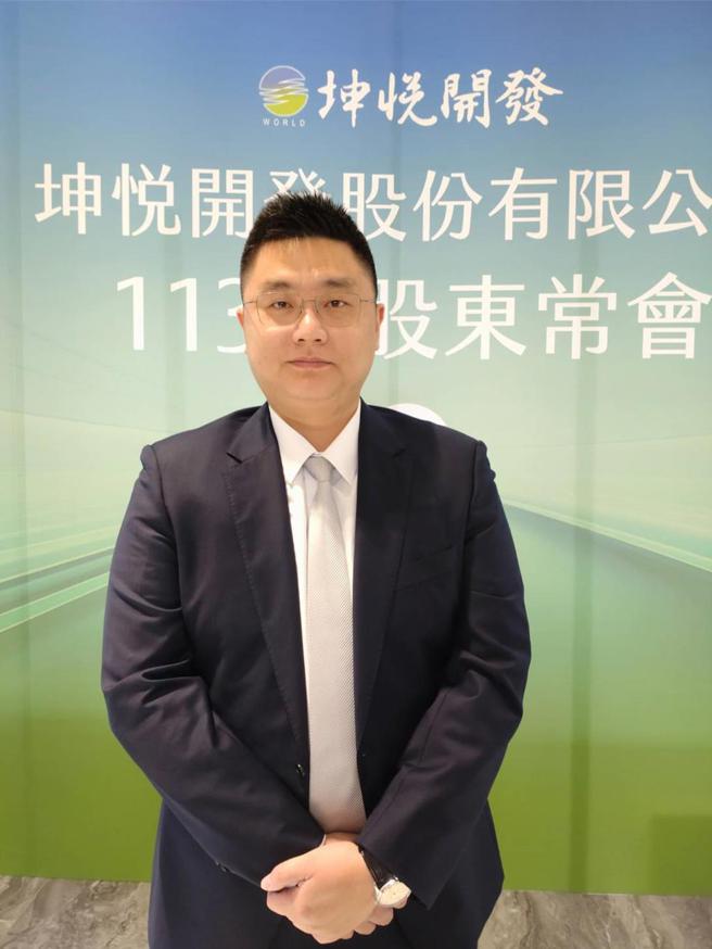 坤悦开发董事长陈丕岳表示，未来5年随着完工案认列，营运将步入逐年成长期。图／曾丽芳
