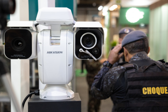 陆监视器巨头「海康威视」大裁员 上千人没工作 内幕曝光