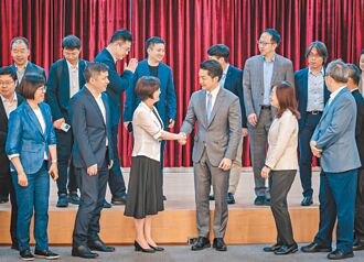 蔣萬安見鍾曉敏 盼推雙城實質交流