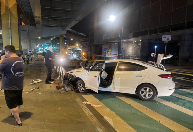 现场画面。（图 / 警方提供）