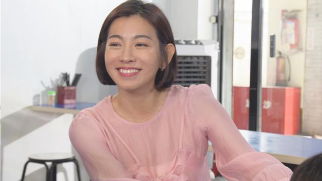 米可白趁前阵子拍戏空檔看了许多舞台剧，吸收更多表演养分。（台视提供）