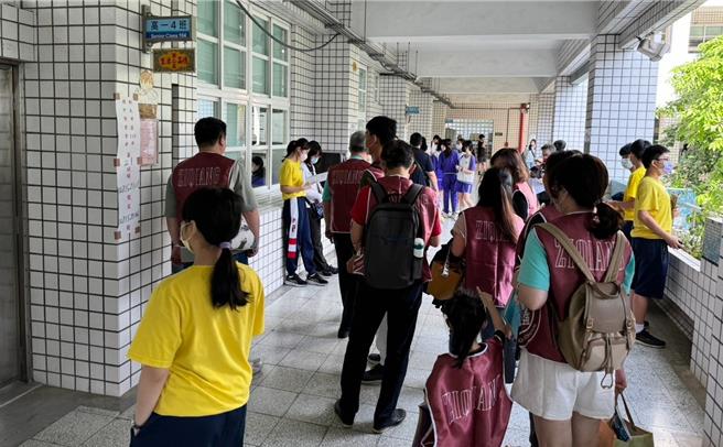 新北公立高中優先免試入學今放榜，錄取率23.36％。（新北市教育局提供）