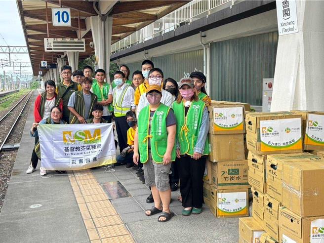 EMJ. LIFE与杰迪斯合作公益活动，将购买史努比野餐组的10％提拨做公益，帮助花莲受灾与弱势居民生活。（基督教芥菜总会提供／任义宇高雄传真）