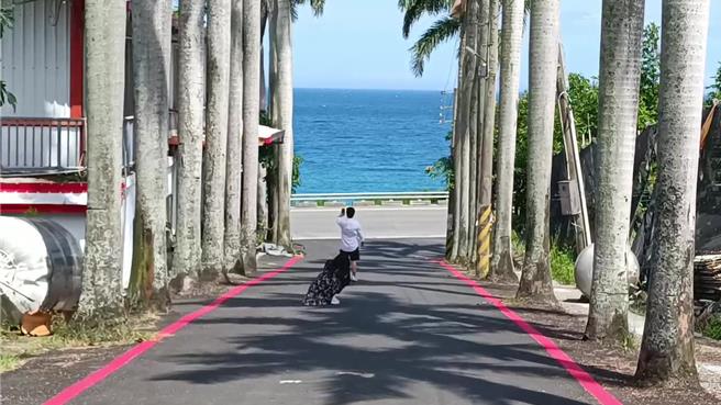 天氣高溫炎熱，太麻里地區僅少數遊客。（讀者提供／蔡旻妤台東傳真）