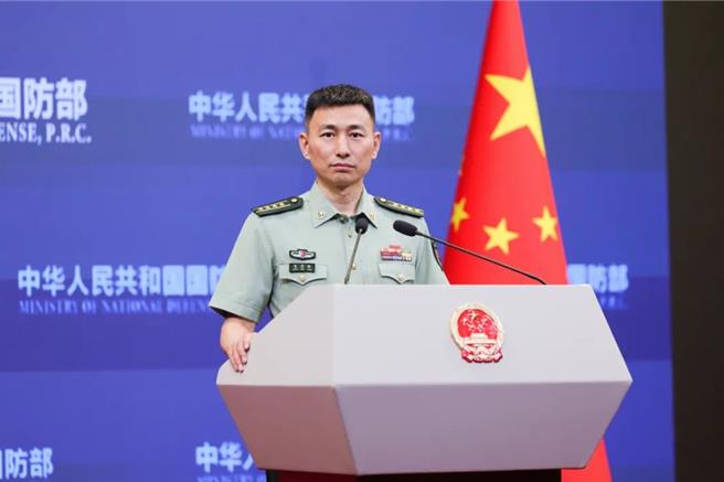 陆国防部指海警查证处置菲侵登仙宾礁、斥升级仁爱礁事态危险行径。（大陆国防部）