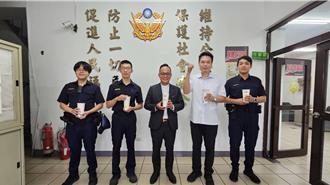 慶祝警察節！基隆議長送300杯珍奶 慰問「波麗士們」辛勞