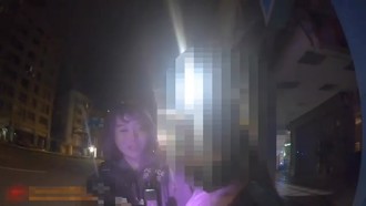 雙載機車違規被攔查竟稱「不認識」 女移工逃逸2044天栽了