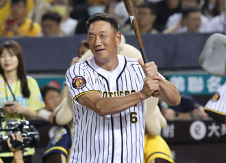 中職》金本知憲久違訪台最想吃美食 透露過去愛捉弄平野惠一