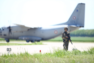 罗马尼亚斥资866亿 扩建乌克兰边境空军基地