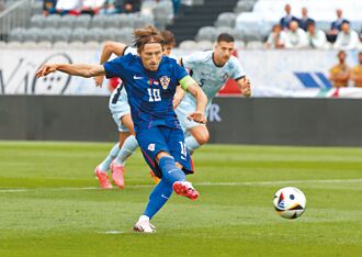 欧国杯》魔笛最后一舞 首战斗牛士