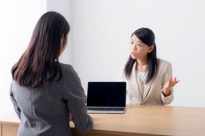 國家考試增加口試一環，在許多考生、公務員中引發熱議。（示意圖：shutterstock／達志）