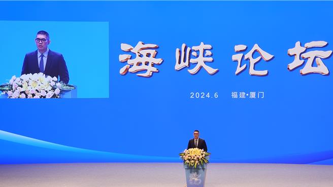 出席第16届海峡论坛开幕致词的国民党副主席连胜文表示，作为一个道道地地的台湾人，也可以是一个堂堂正正的中国人。（吴泓勋摄）