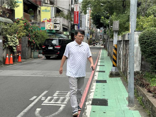 黄国昌15日下午出席「一起对抗资讯假错诈活动」。（高钧麟摄）