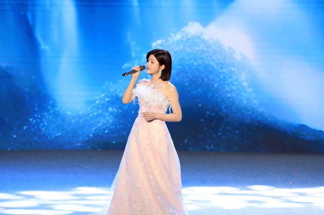 陳妍希15日在廈門出席影視季活動。（中國台灣網提供）