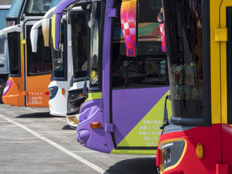 搭客運驚見「行走大鑽石」 2.9萬人笑了：真實版寶可夢