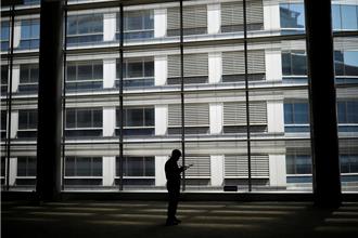 晚年貧困推動就業 韓60歲以上「老年勞工」比例首超日本