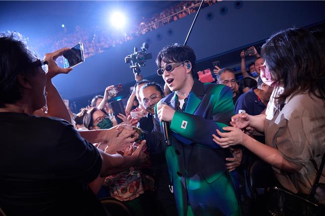 萧煌奇15日在高流举办演唱会。（华纳音乐提供）