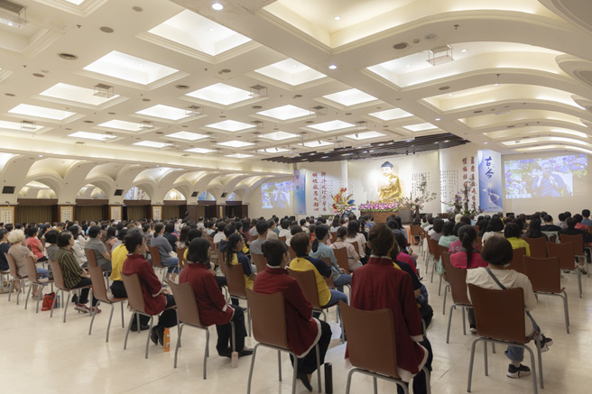 惠中寺未来与希望讲座现场及线上同步聆听逾千人，总触及人数逾5400人。(图/佛光山惠中寺提供)