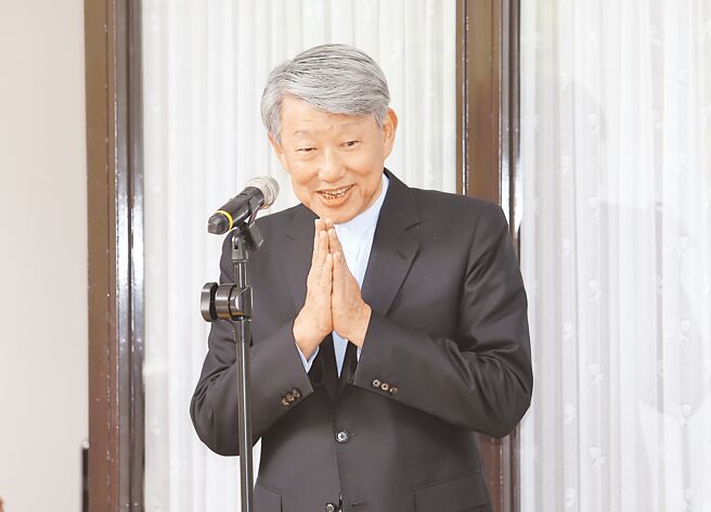 郭智辉称电价不是愈便宜愈好。图为经济部长5月31日前往立法院备询。（本报资料照片）