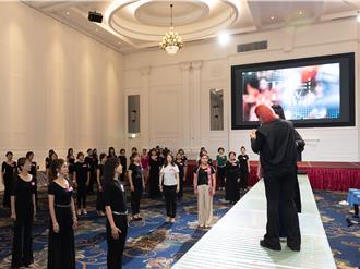 打破年齡界限 「美魔女模特訓練營」鼓舞年長女性再次閃耀