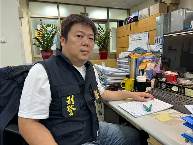 唯一以刑警身分獲今年新竹市警局模範警察的第二分局偵查佐李建慰。（陳育賢攝）