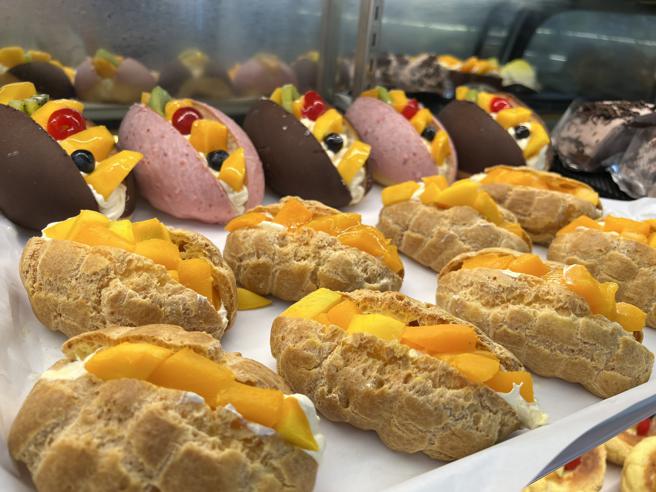 爱买芒果水果麵包，单个45元、2个特价79元。（爱买提供）