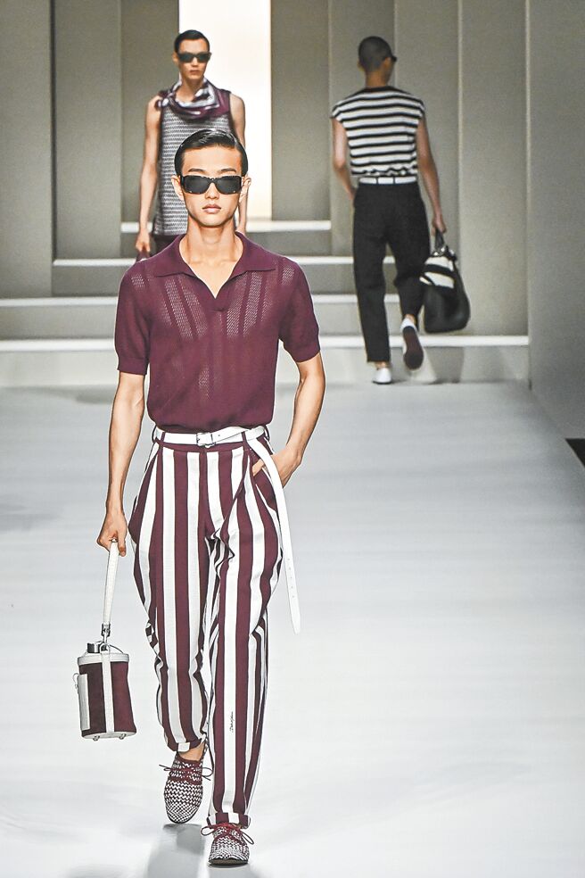 Dolce &Gabbana 以義大利之美為題發布2025春夏男裝系列。（美聯社）