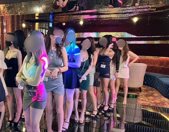 酒店妹生2孩不同爸！5口共吃1便當 社工：三句不離髒話