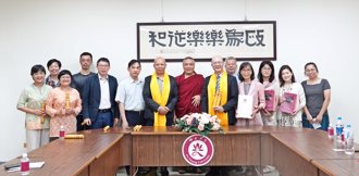 佛光大學與大乘林佛學會產學合作 推漢藏種子譯者培育暨翻譯計劃