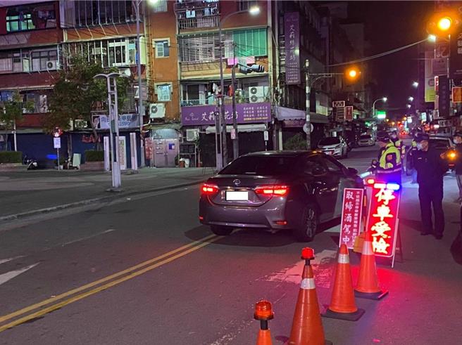 新北警防制酒驾成效显着。（警方提供）