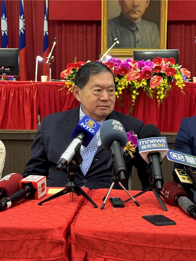 遠東集團董事長徐旭東談百貨景氣，今年最大挑戰是衝刺購買力。(洪凱音攝影／洪凱音台北傳真)