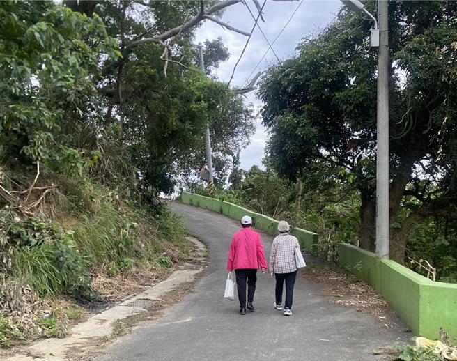 茄苳景观步道位在茄苳里，邻近国道3号香山交流道及中华大学，交通相当便利。（陈育贤摄）