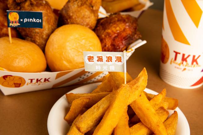 顶呱呱与Pinkoi联名推出復古套餐。（Pinkoi提供／古明弘台北传真）