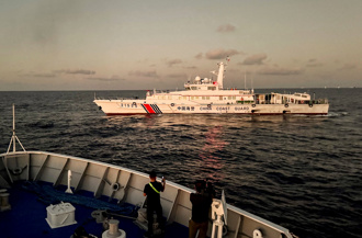 菲控陆海警「高速衝撞」！1人断指数人伤 菲媒讨论美菲共同防御