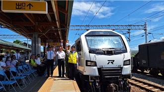 影》军卡也能载！台铁R200柴电机车首航 强化军货运能力