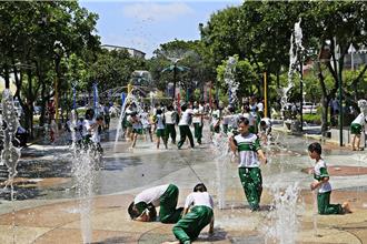 清涼一夏、暑假嗨不停！苗栗市民廣場戲水區29日開放