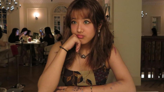 梧桐妹19岁生日穿超辣 贾静雯罕吐心情「舍不得」