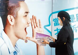 新冠確診、死亡數翻倍 7月恐達高峰