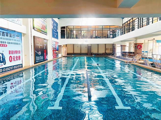 国内合格救生员数量逐年锐减，救生人力严重不足，恐衝击水上安全与相关产业发展问题，已引起监委、立委重视。（本报资料照片）