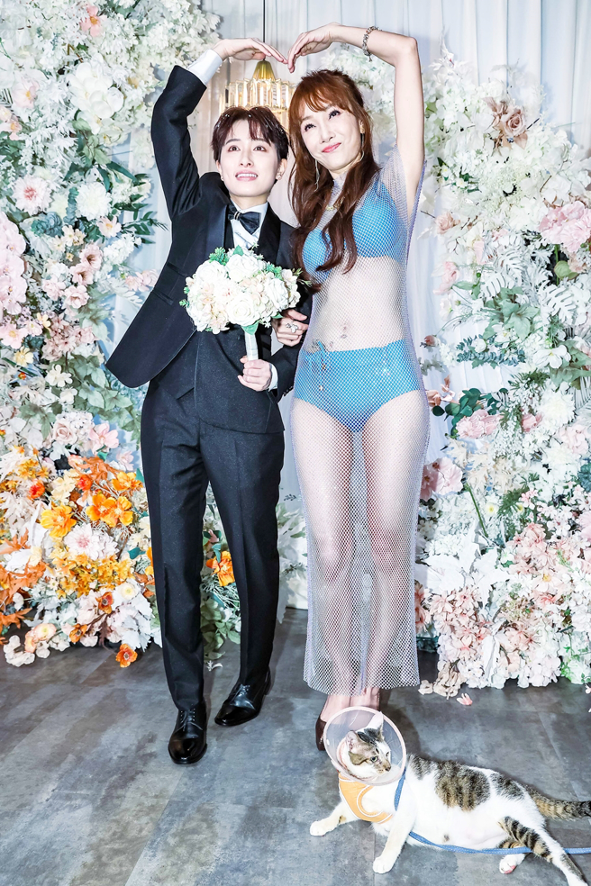 胡文英日前穿透视装参加女儿婚礼。（图／中时资料照）