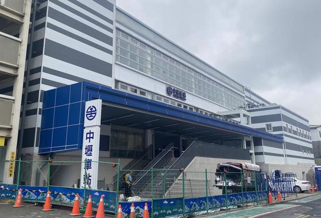 中坜临时车站交通规画曝，增设YouBike站点、打造人行道。（本报资料照）