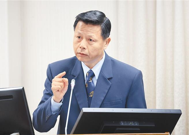 海巡署副署长谢庆钦主持首次例行记者会。（本报资料照片）