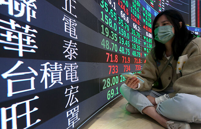 台积电目标价看千元以上的外资法人扩至九家，激励台积电18日盘中与收盘双双攻上歷史新高。图／本报资料照片