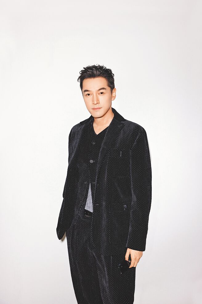 胡歌出席GIORGIO ARMANI 2025春夏男裝系列大秀。（GIORGIO ARMANI提供）